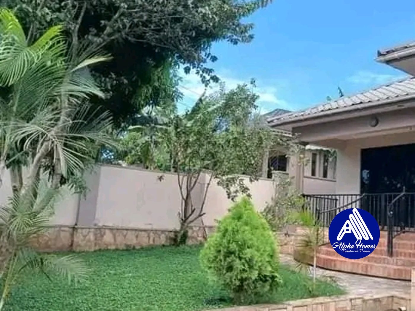 Bungalow for sale in Kira Wakiso