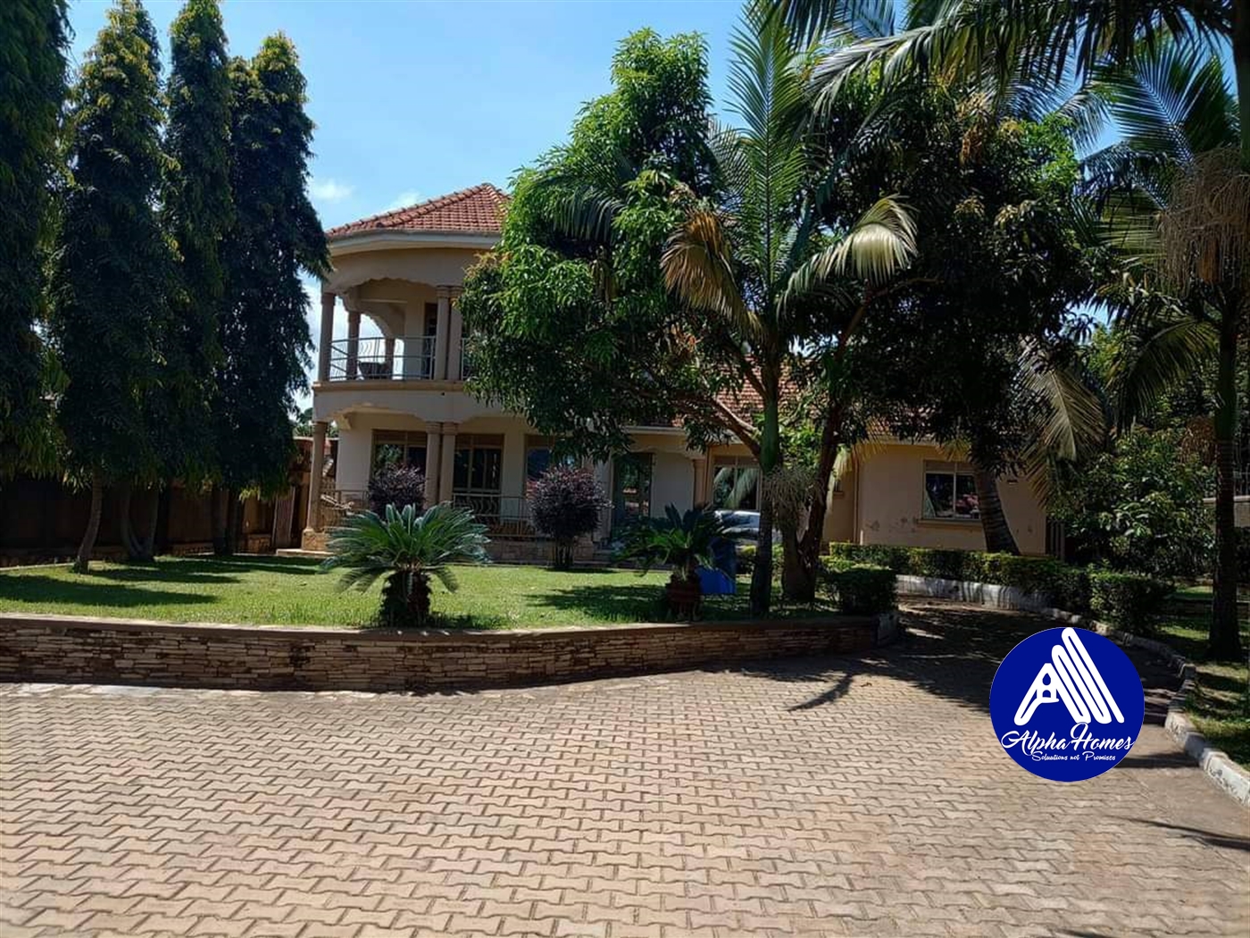 Storeyed house for sale in Entebbe Wakiso