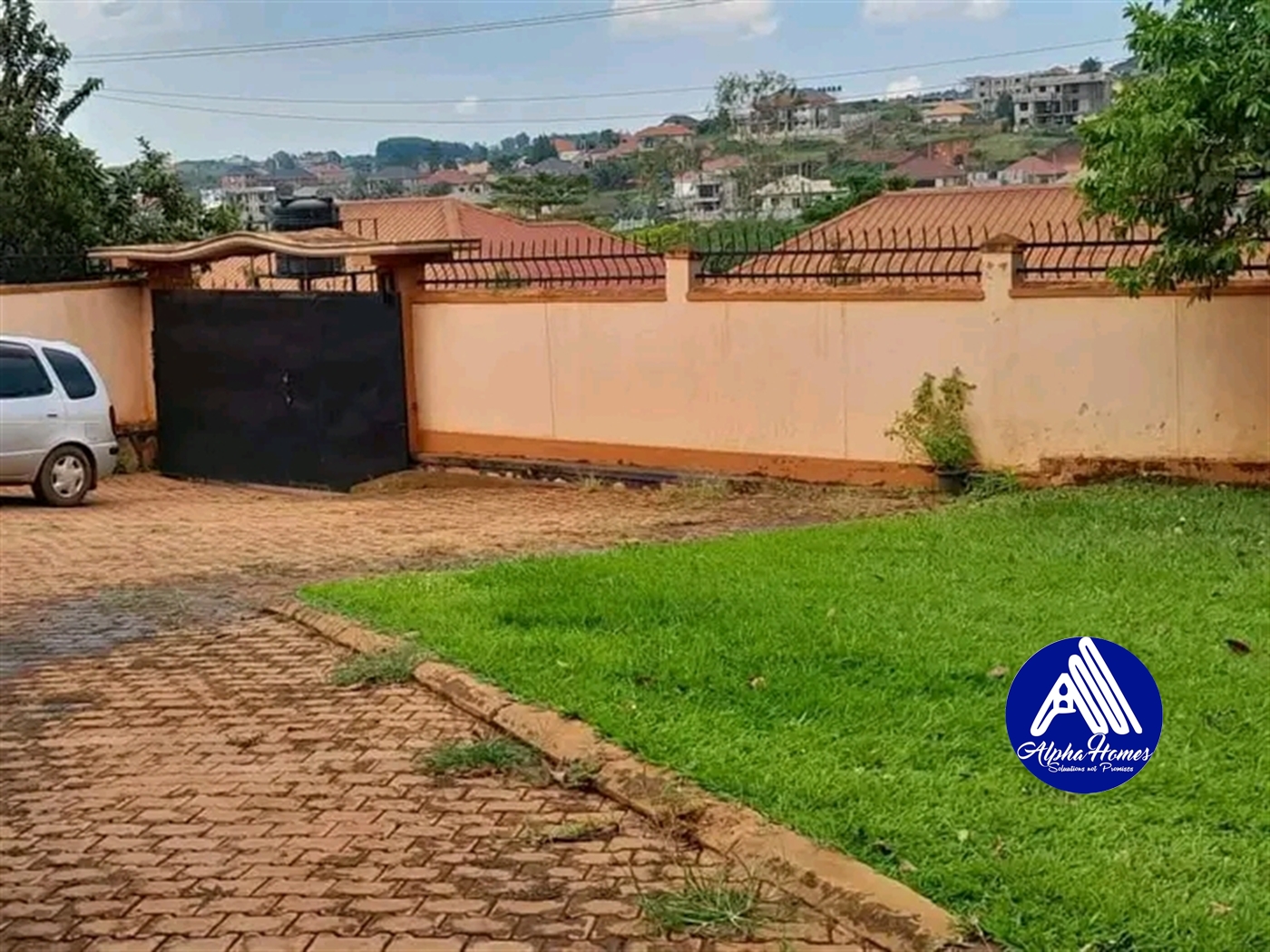 Bungalow for sale in Kira Wakiso