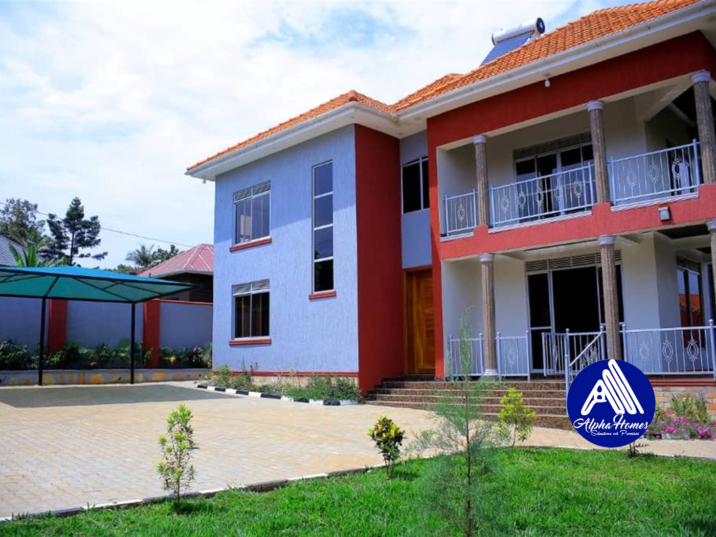 Storeyed house for sale in Kitende Wakiso