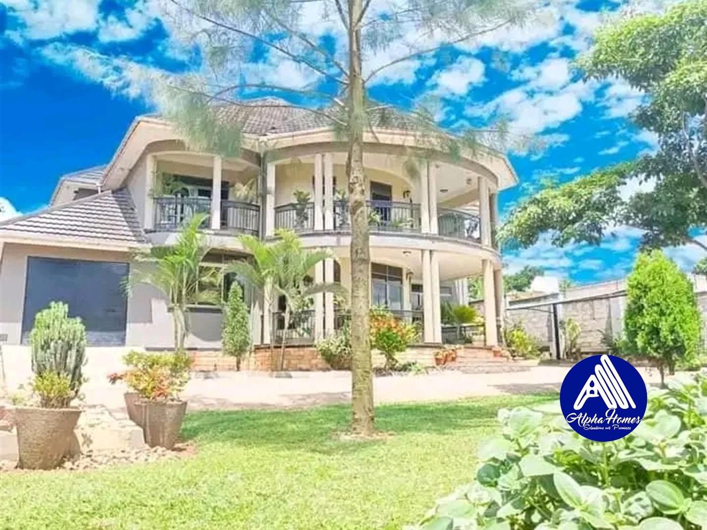 Mansion for sale in Kisaasi Kampala