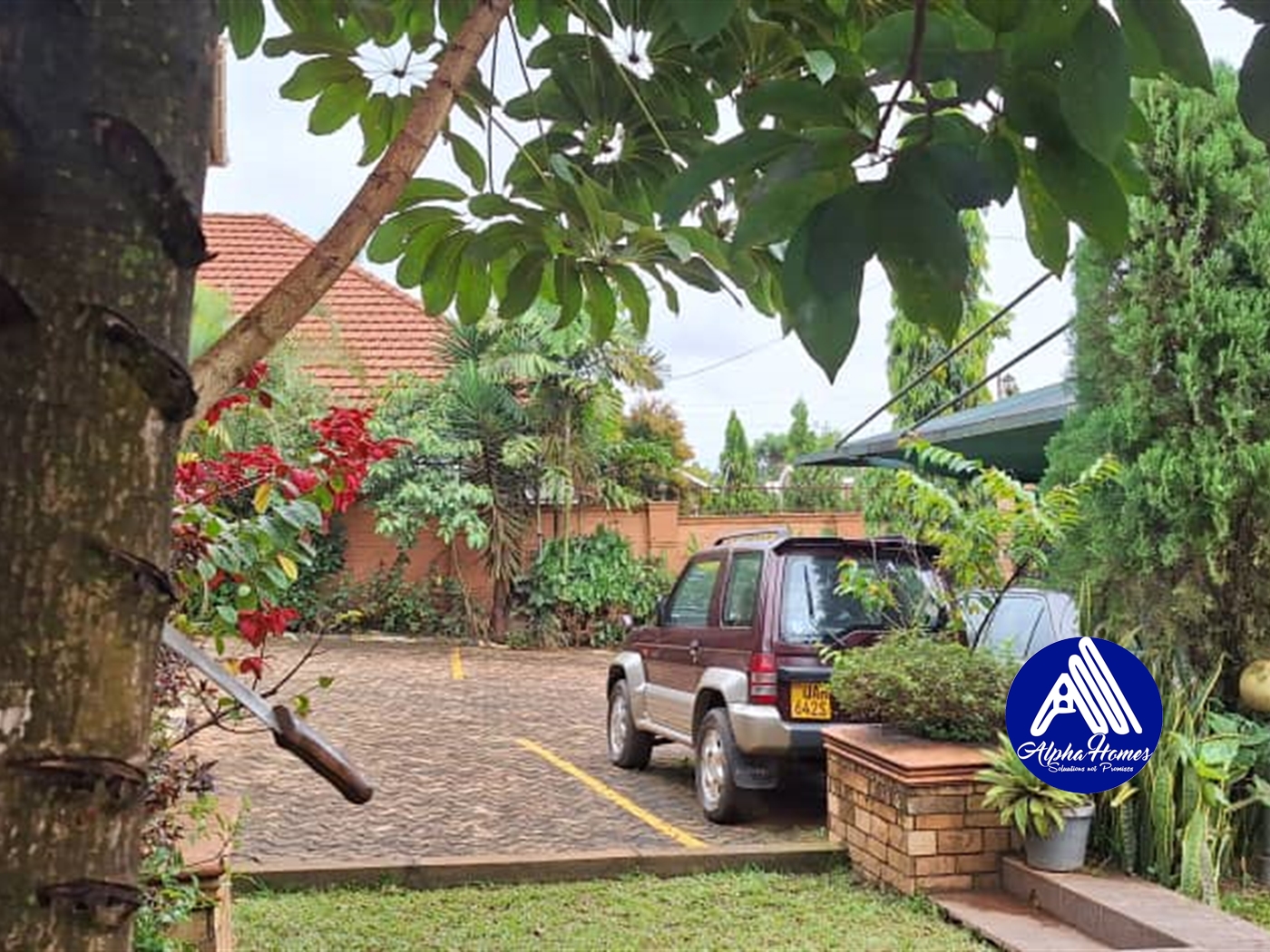 Bungalow for sale in Kira Wakiso