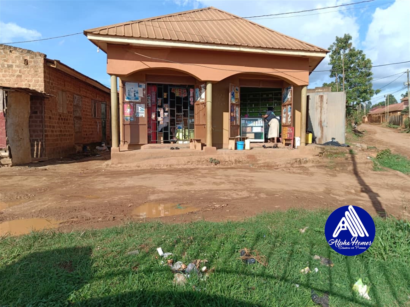 Shop for sale in Seeta Mukono