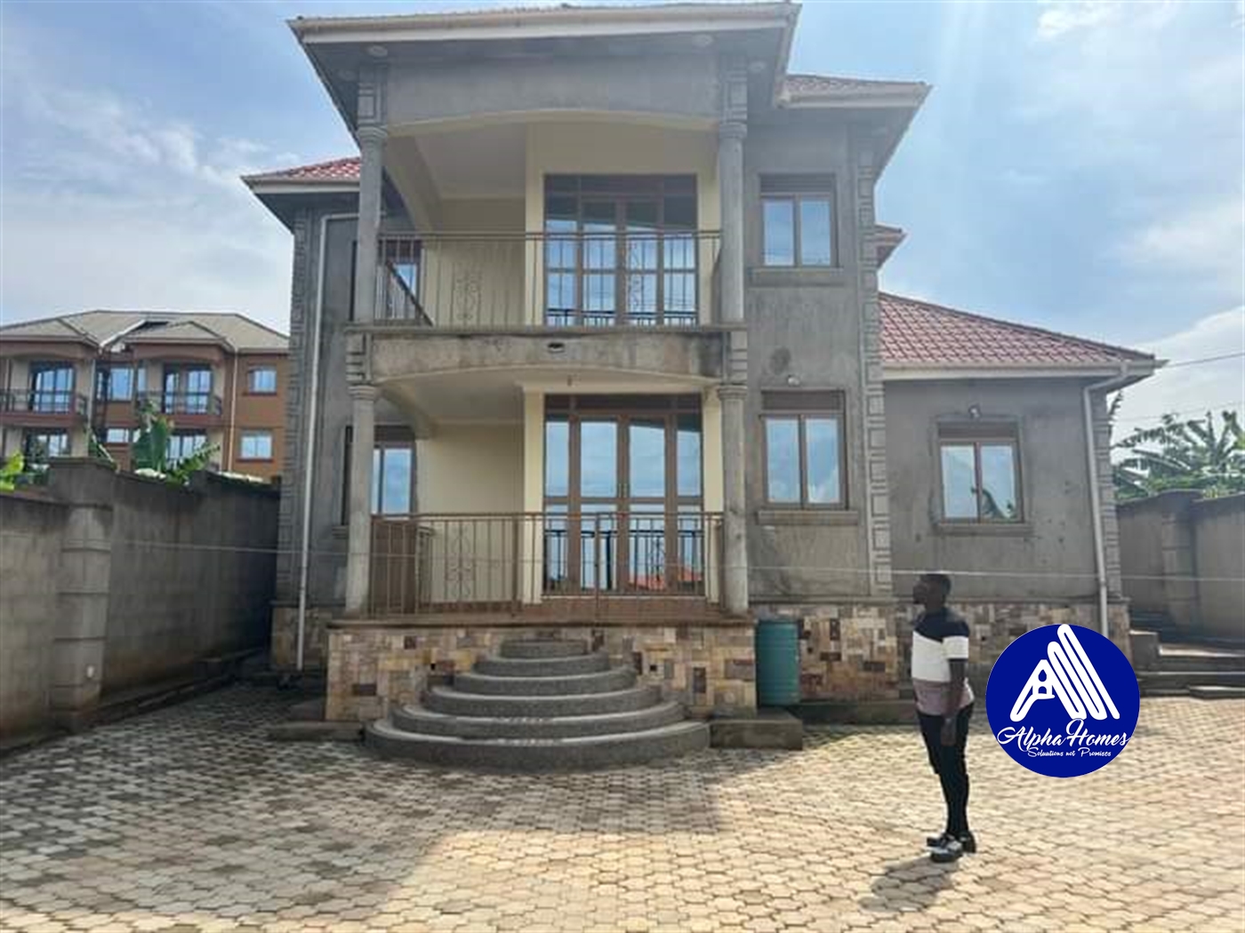 Storeyed house for sale in Namugongo Wakiso