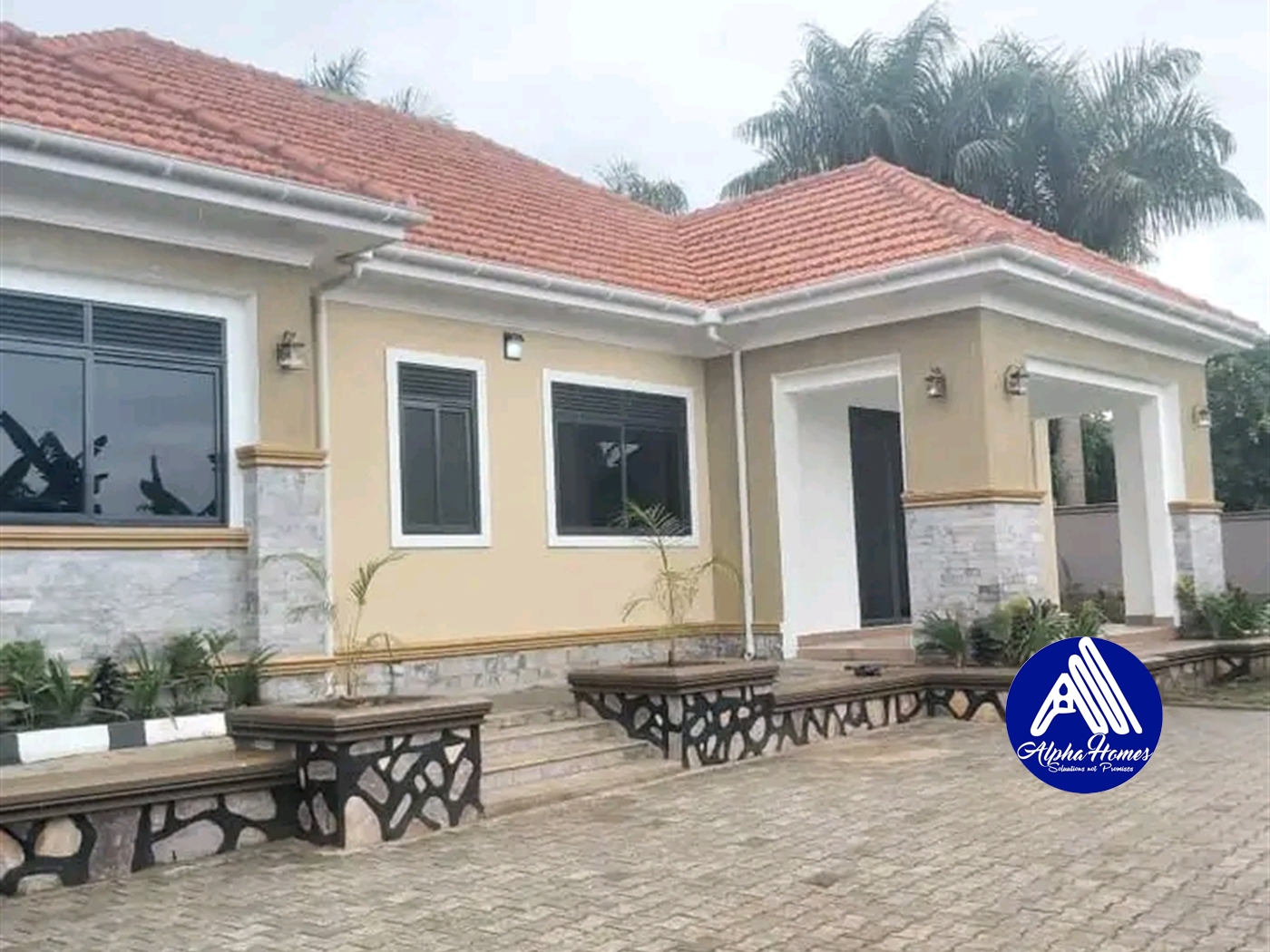 Bungalow for sale in Bwebajja Wakiso