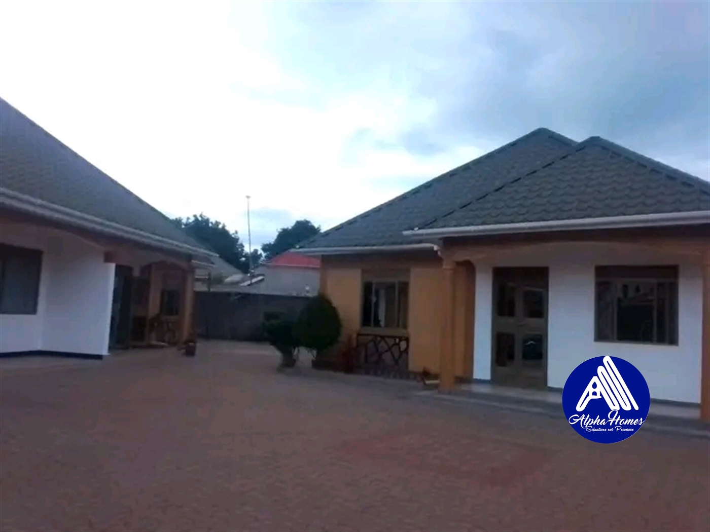 Semi Detached for rent in Entebbe Wakiso