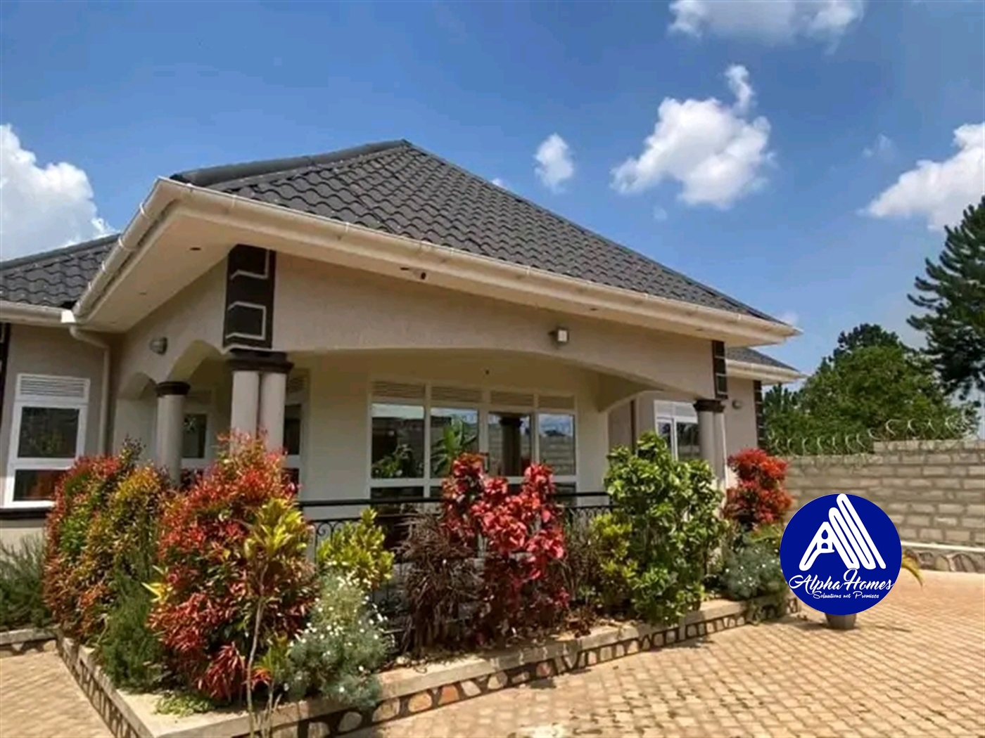 Bungalow for sale in Bwebajja Wakiso