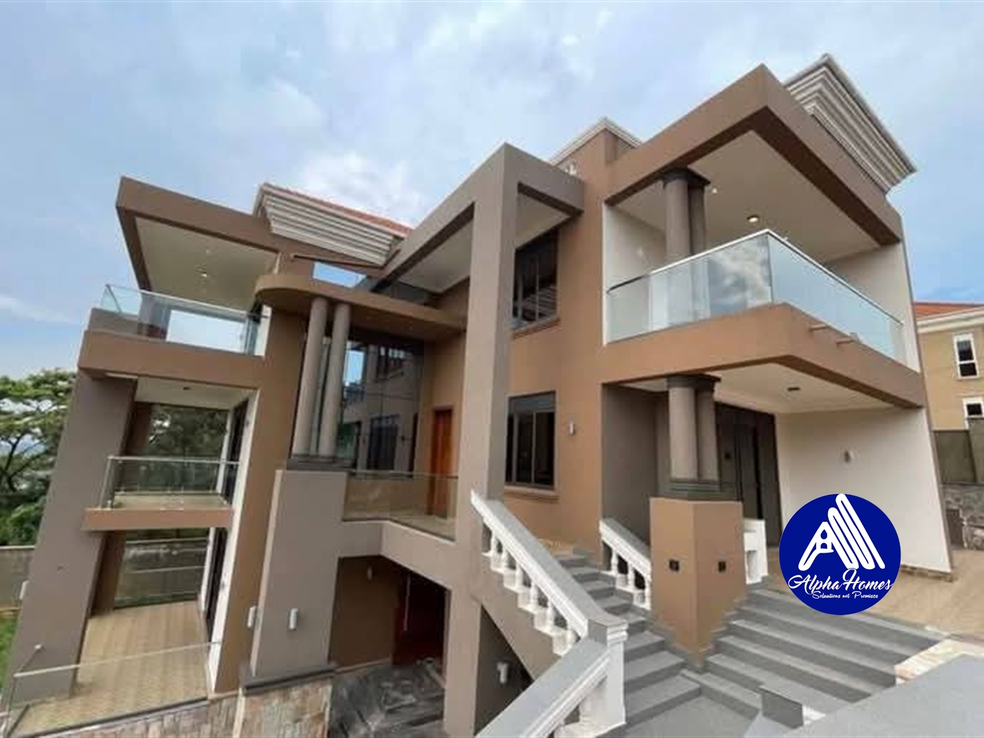 Mansion for sale in Munyonyo Kampala