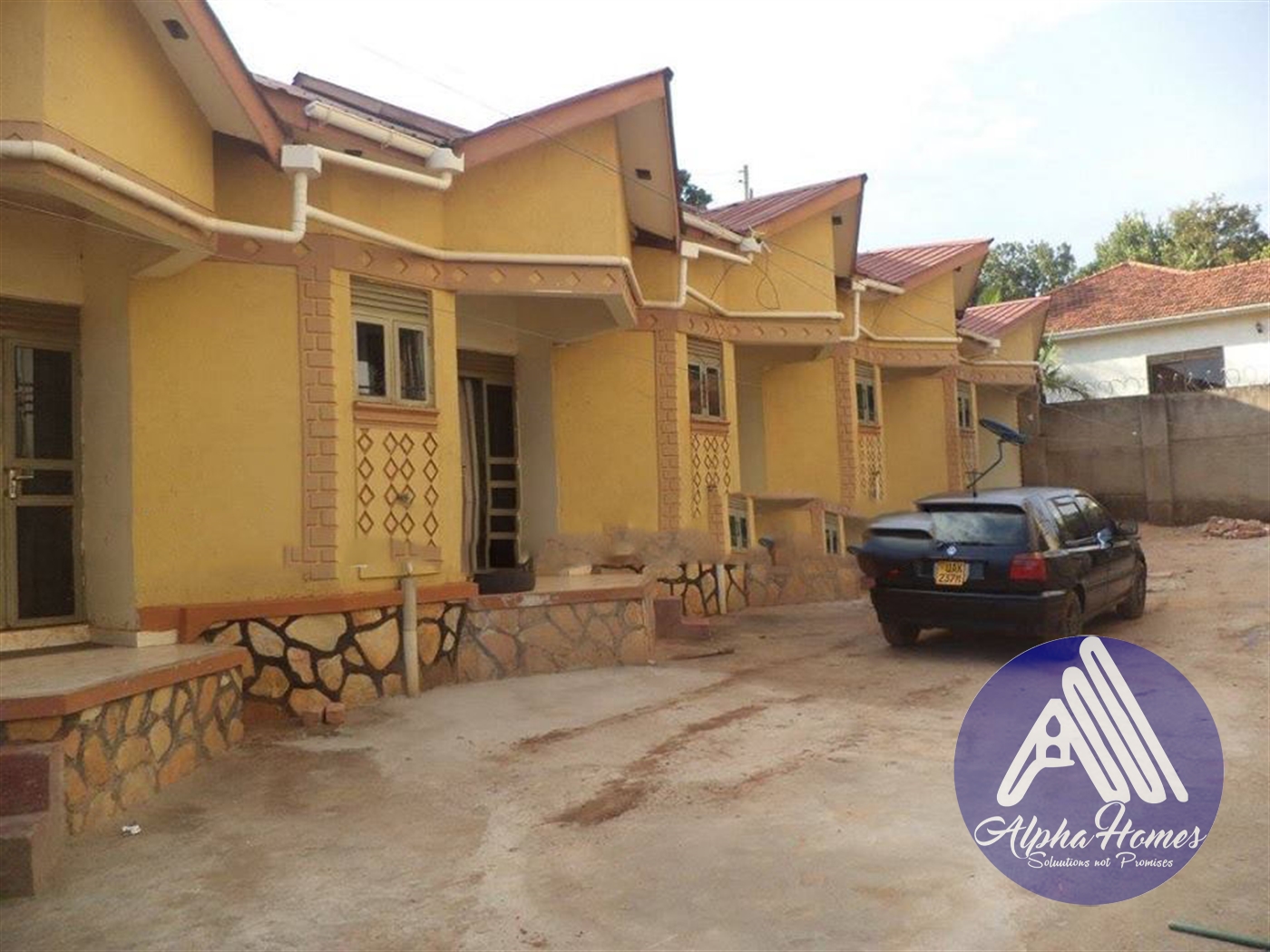 Semi Detached for rent in Kisaasi Kampala