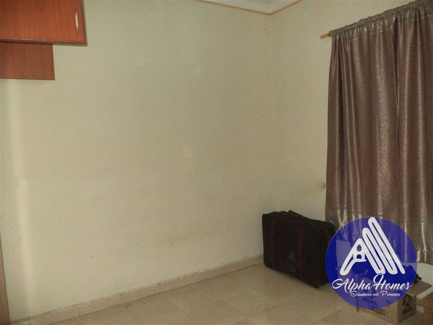 Semi Detached for rent in Kisaasi Kampala