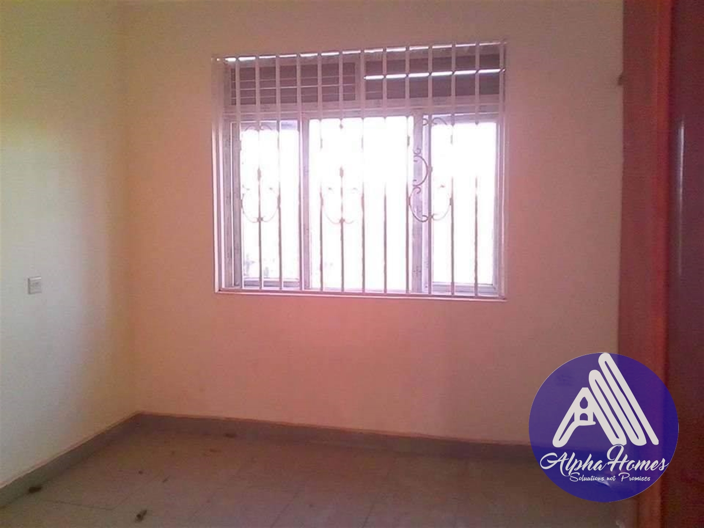 Duplex for rent in Bweyogerere Wakiso