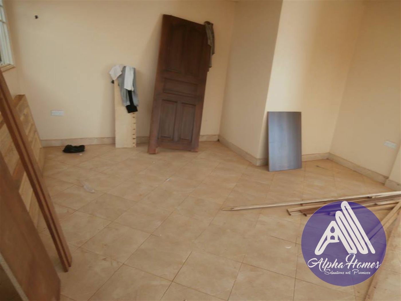 Bungalow for rent in Najjera Kampala