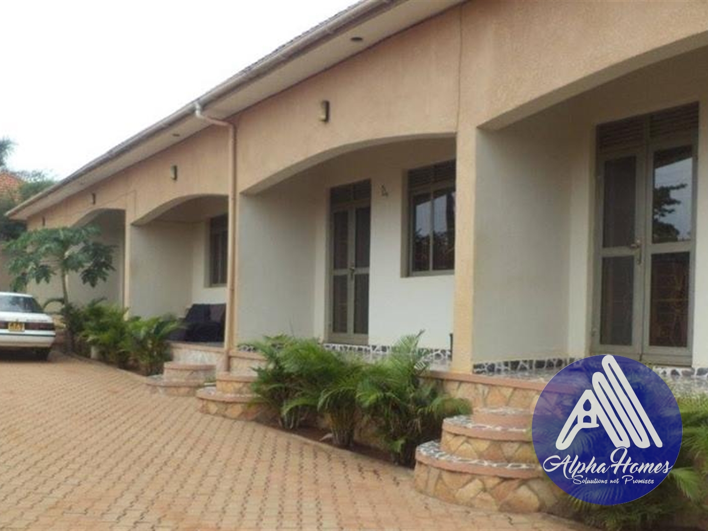 Semi Detached for rent in Kisaasi Kampala