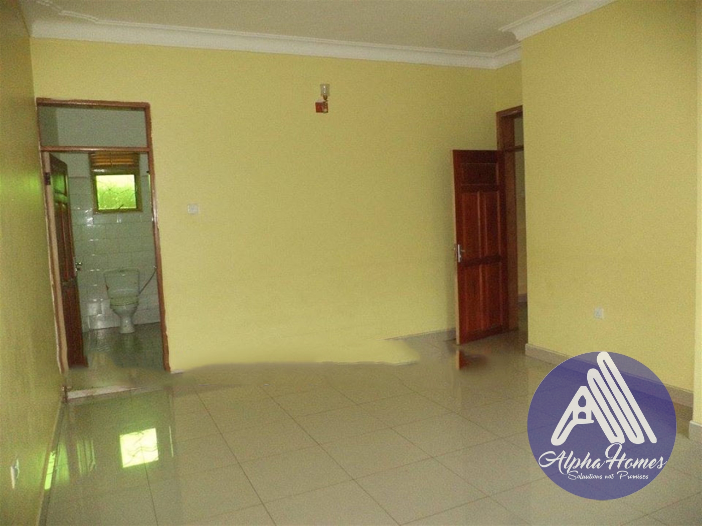 Semi Detached for rent in Kisaasi Kampala