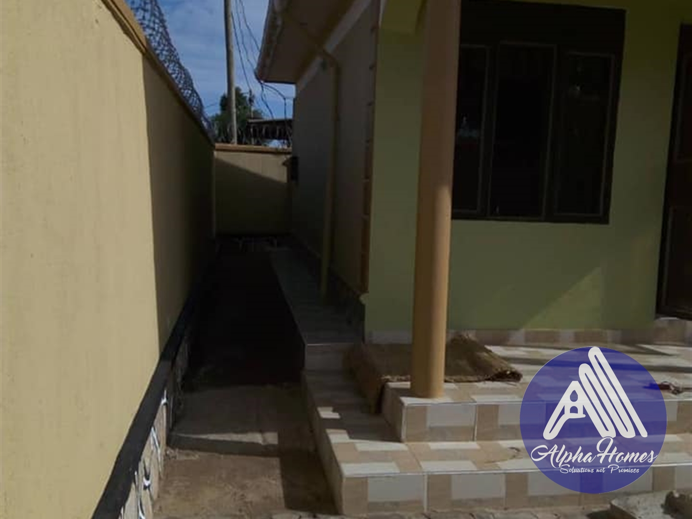 Duplex for sale in Namugongo Kampala