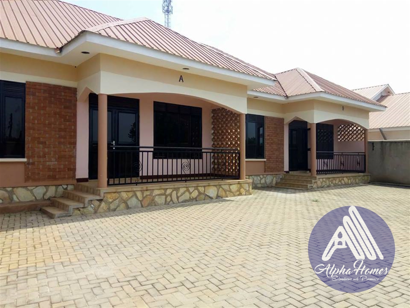 Semi Detached for rent in Kyanja Kampala