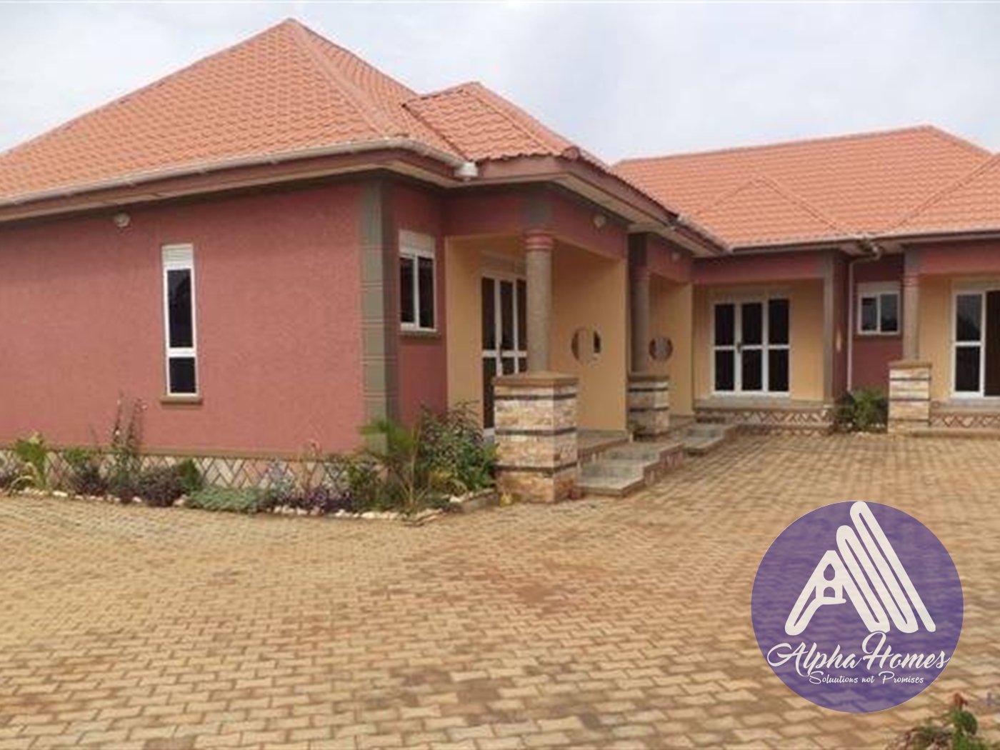 Semi Detached for rent in Kyanja Kampala