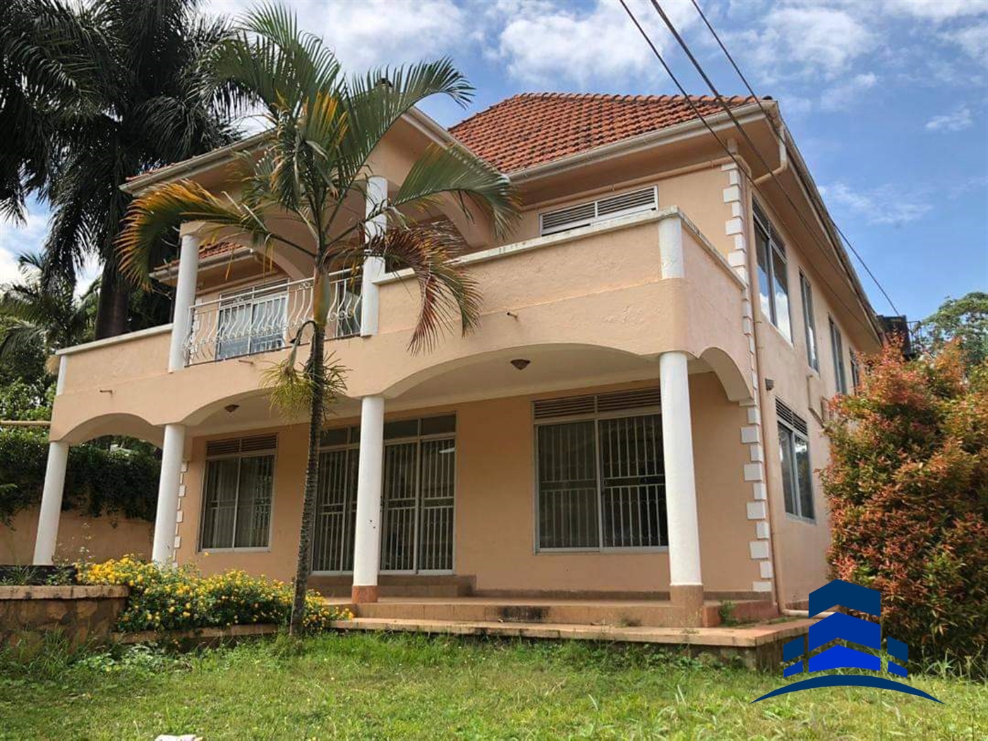 Mansion for rent in Muyenga Kampala