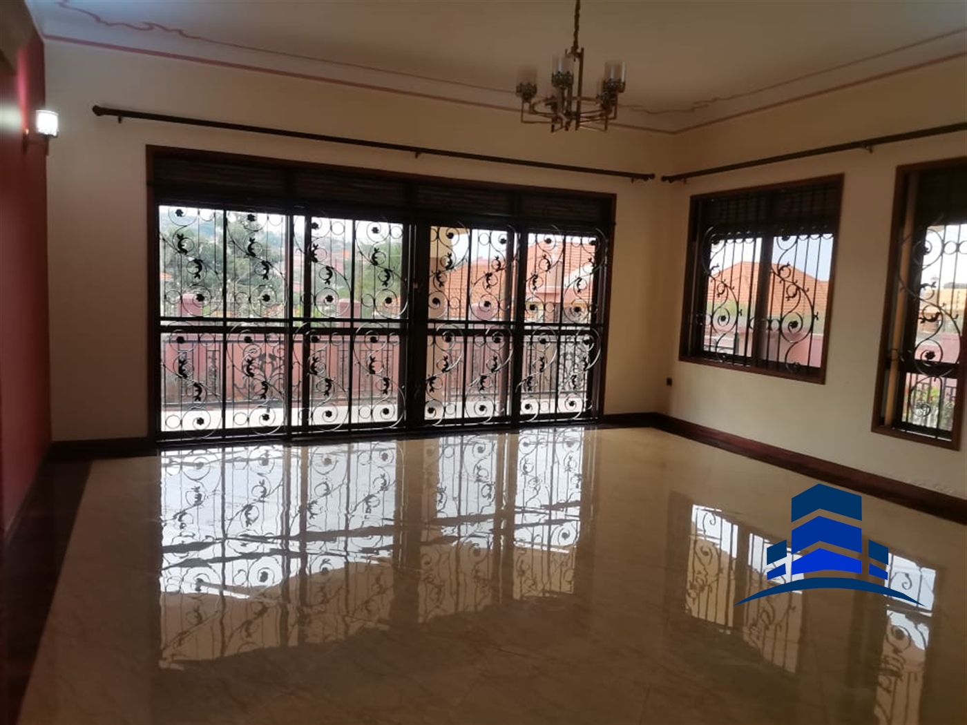 Bungalow for sale in Mutungo Kampala