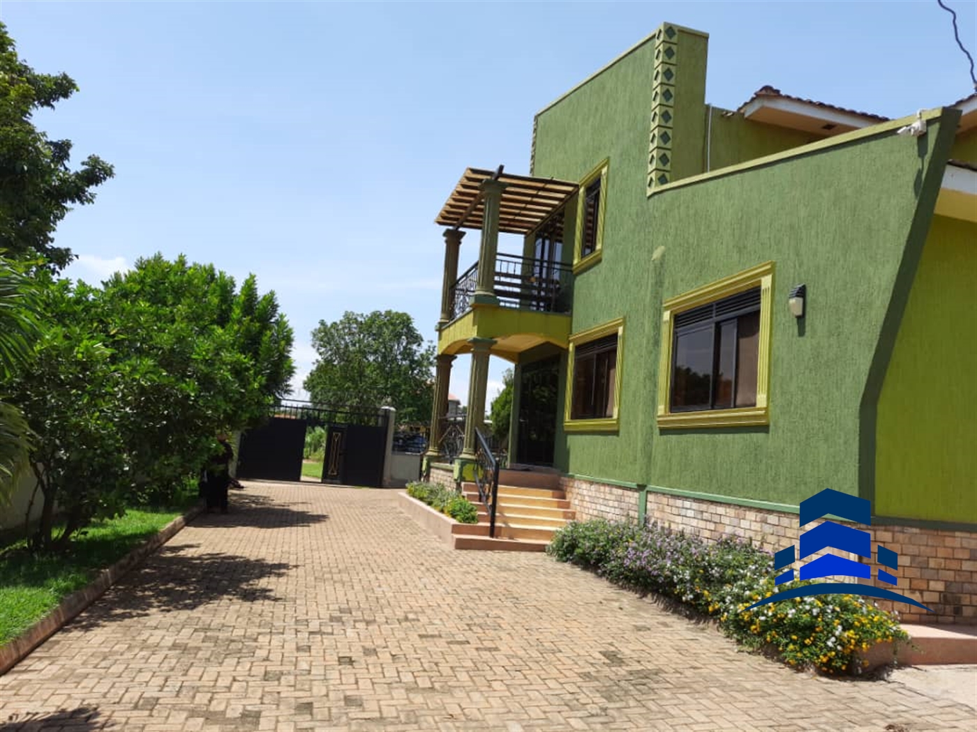 Villa for sale in Munyonyo Kampala