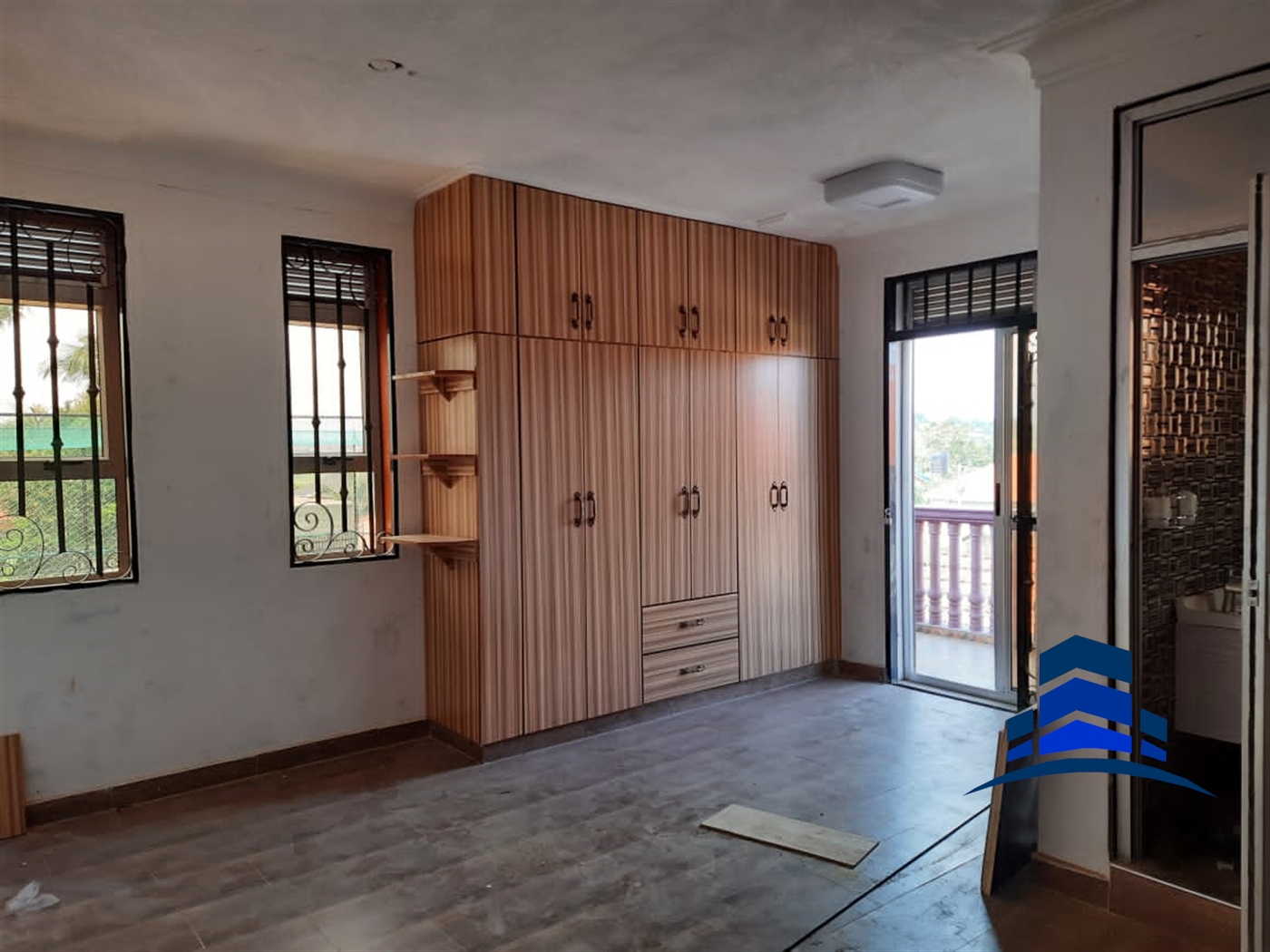 Villa for sale in Muyenga Kampala