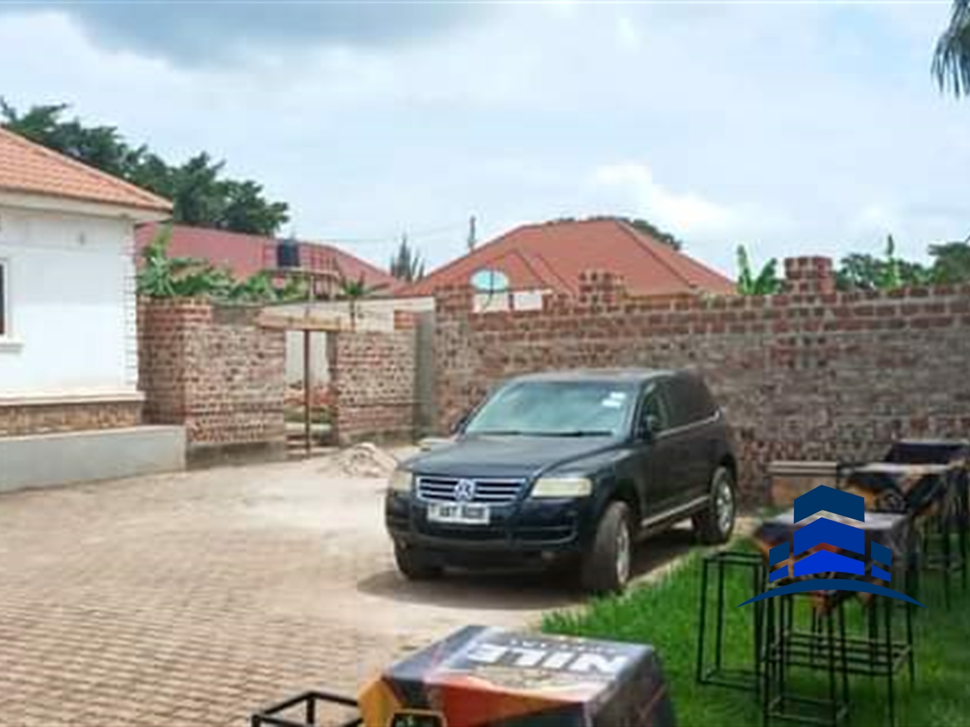 Storeyed house for sale in Mpererwe Wakiso