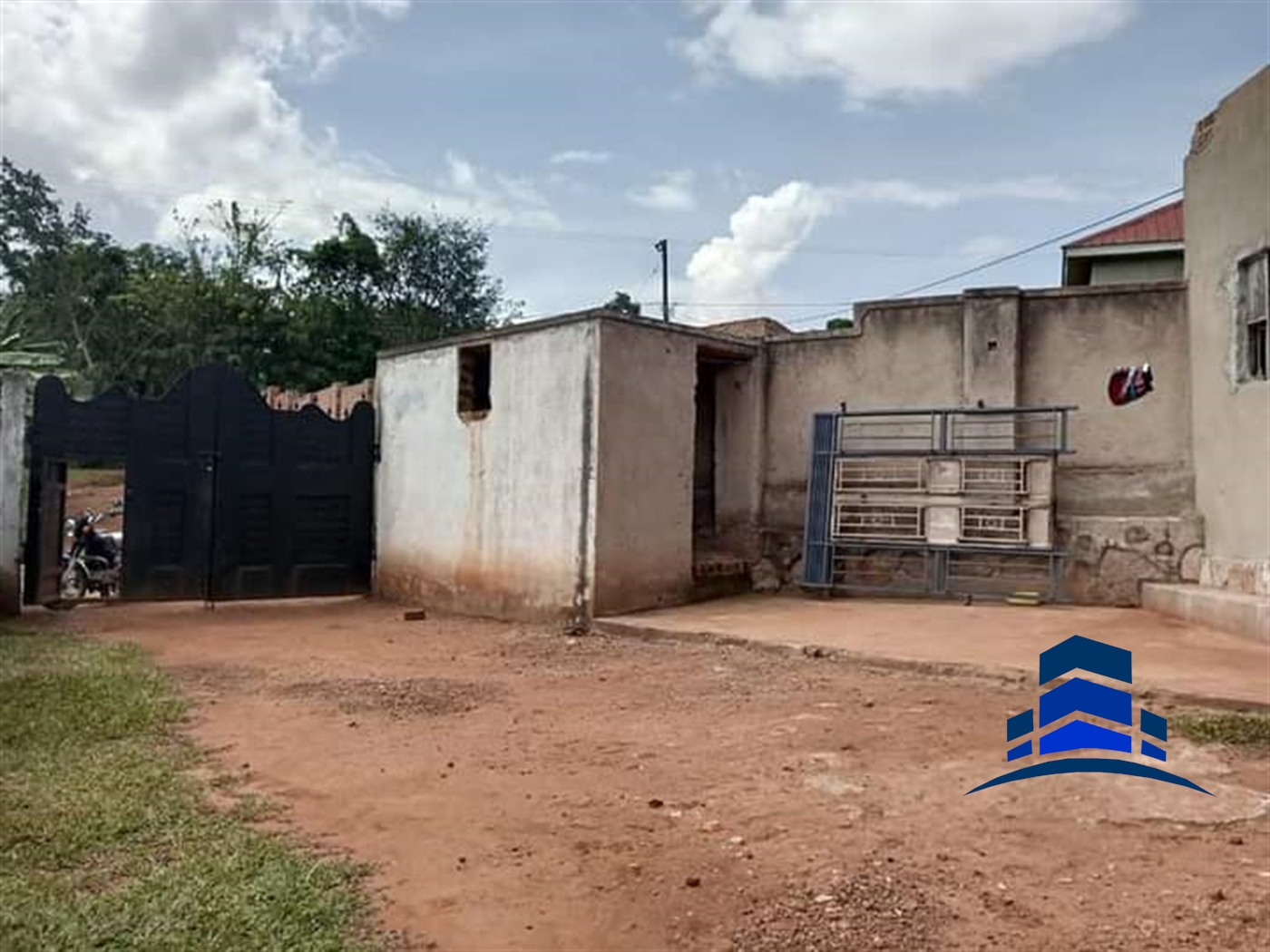 Bungalow for sale in Seguku Wakiso