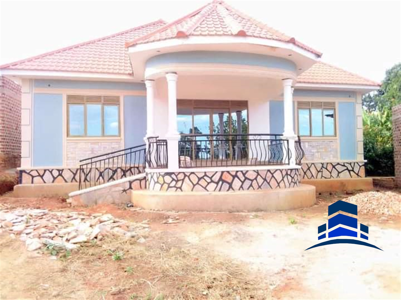 Villa for sale in Mpererwe Kampala