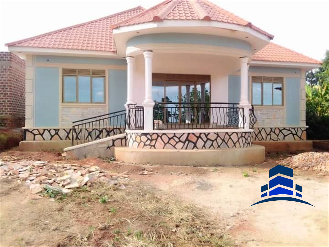 Villa for sale in Mpererwe Kampala