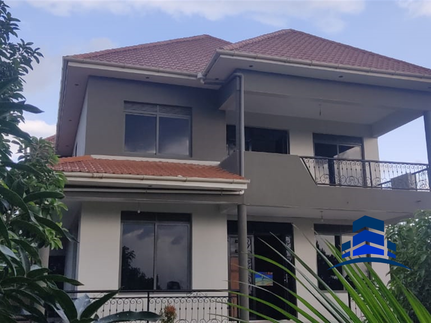 Villa for sale in Kira Wakiso