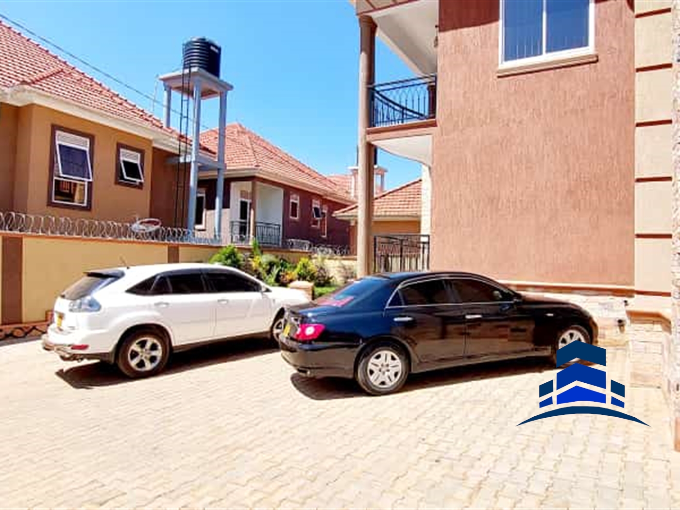 Villa for sale in Kira Wakiso