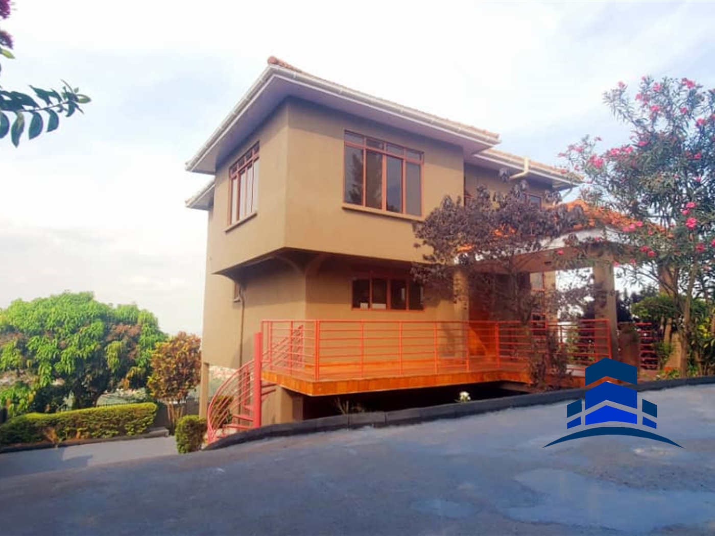 Villa for sale in Entebbe Wakiso