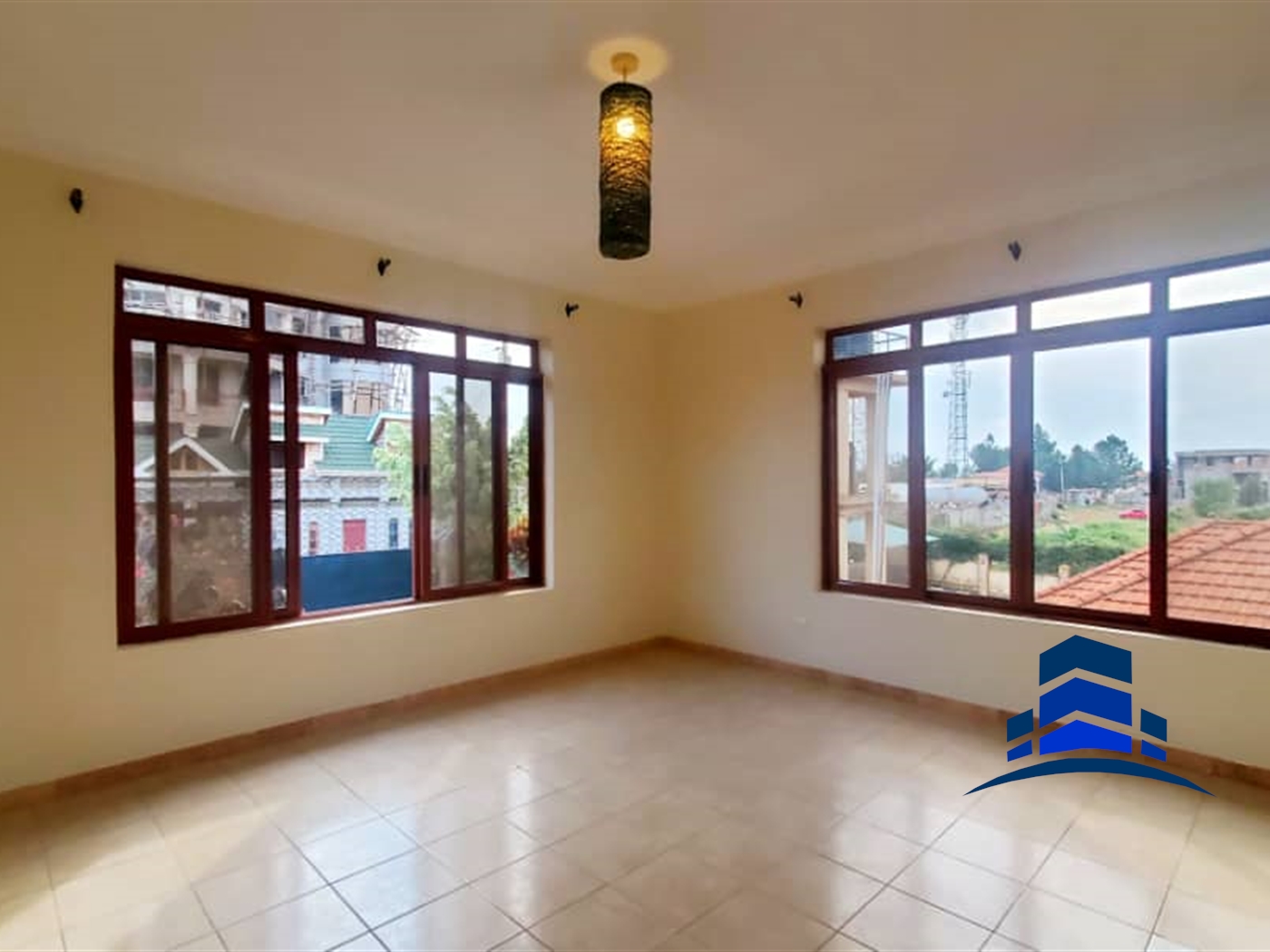 Villa for sale in Entebbe Wakiso