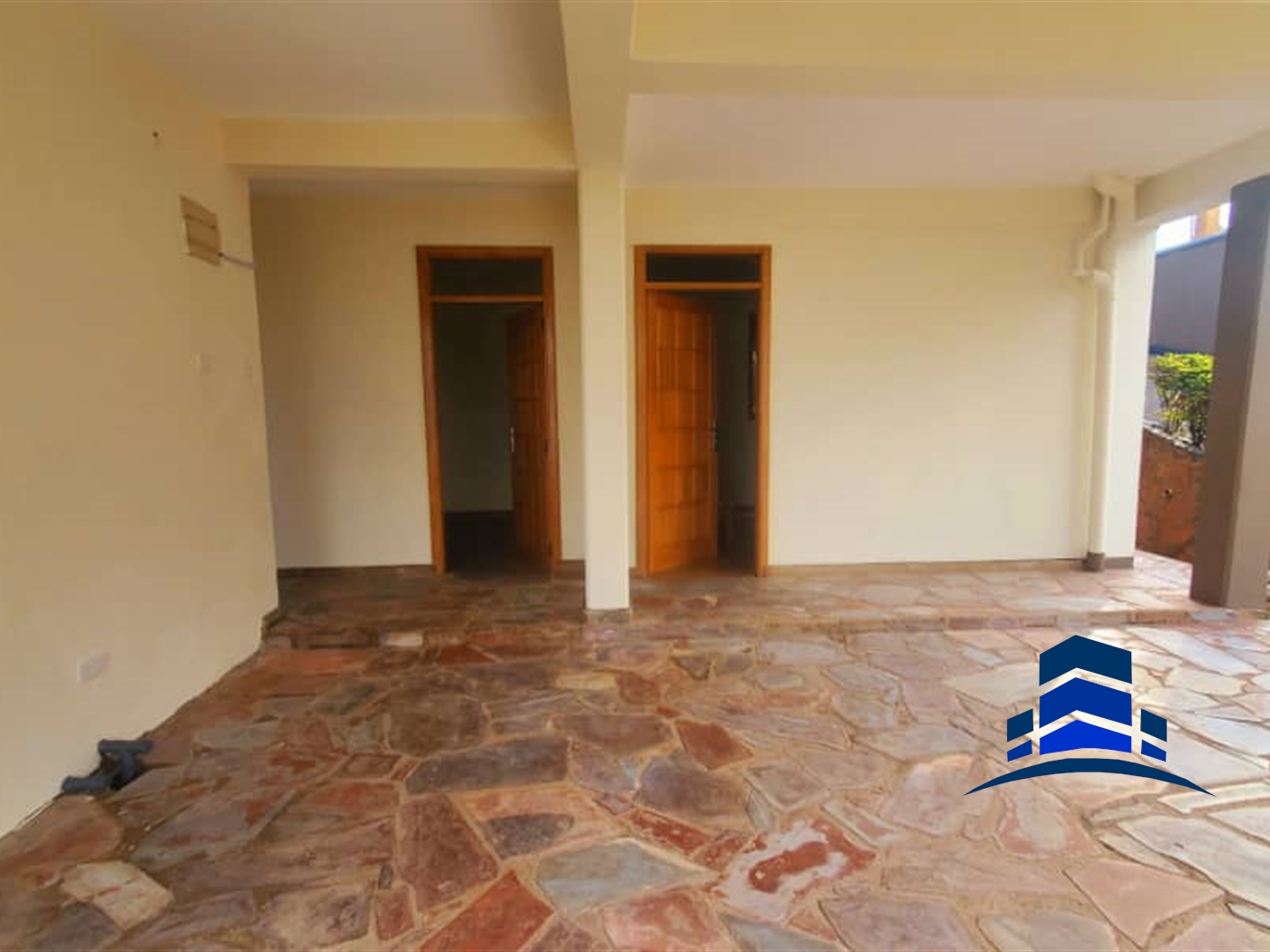 Villa for sale in Entebbe Wakiso