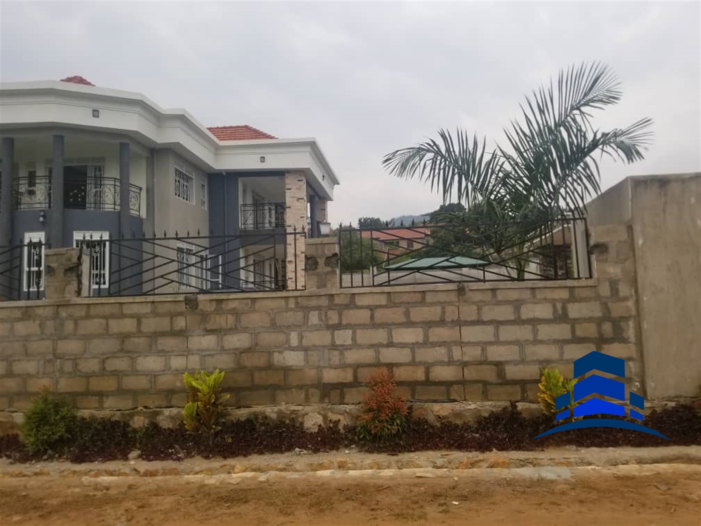 Villa for sale in Lubowa Wakiso