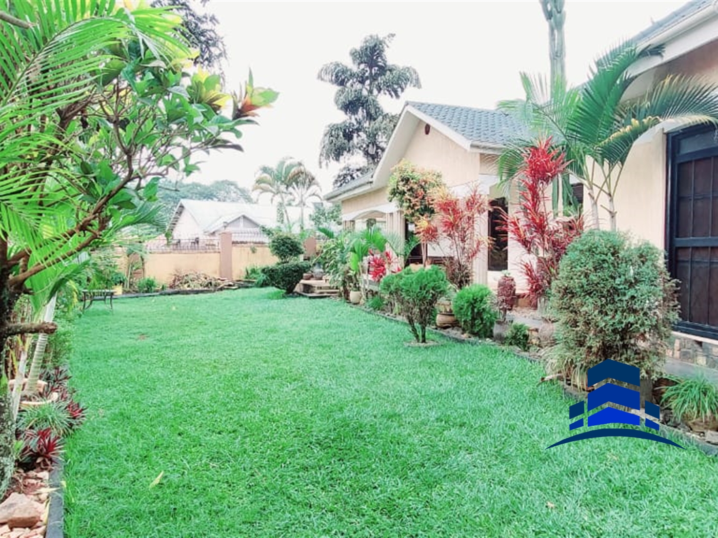 Bungalow for sale in Kyaliwajjala Wakiso