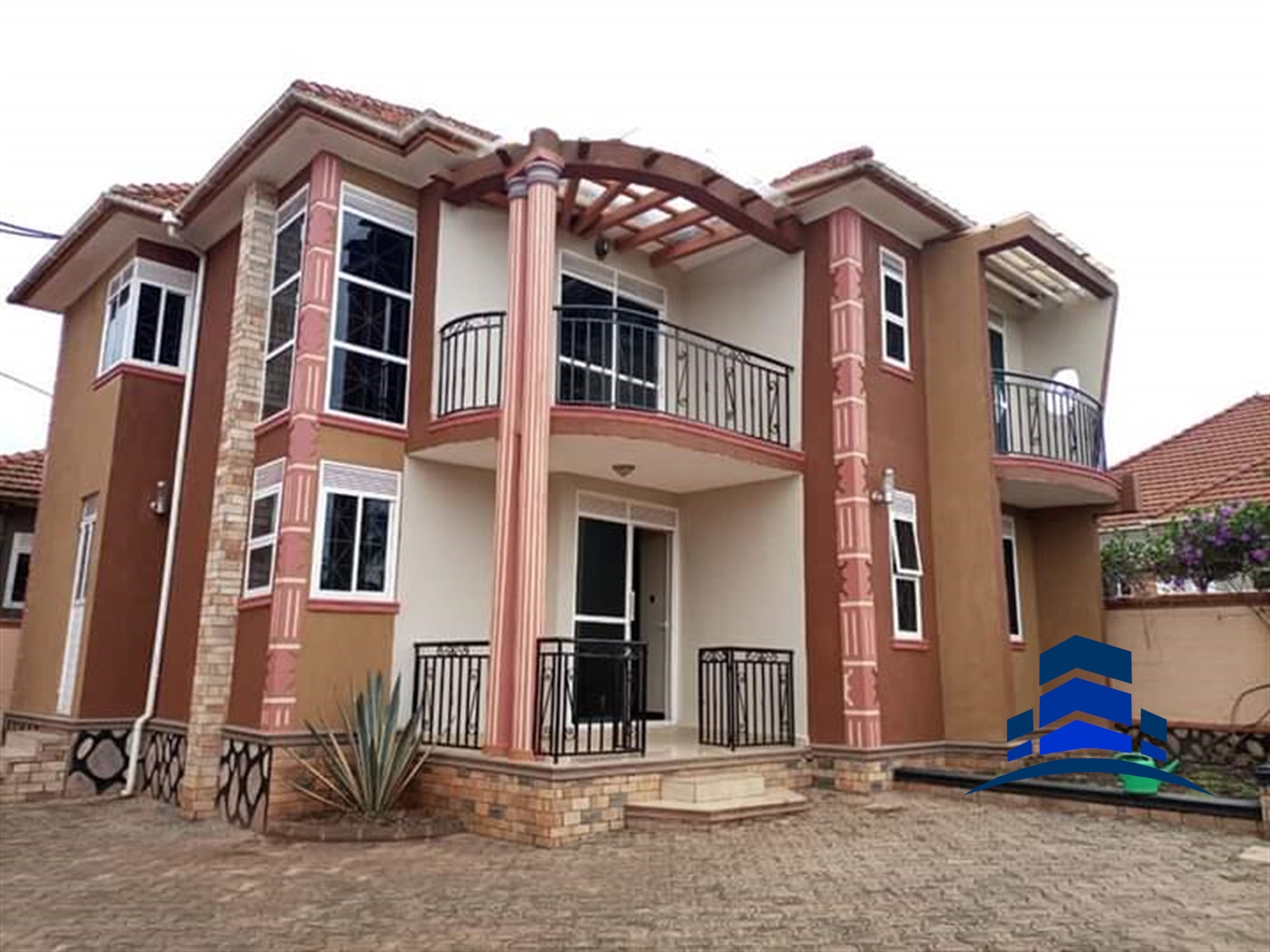 Villa for sale in Kira Wakiso