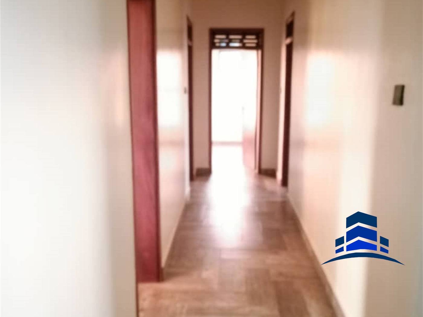 Mansion for sale in Bwebajja Wakiso