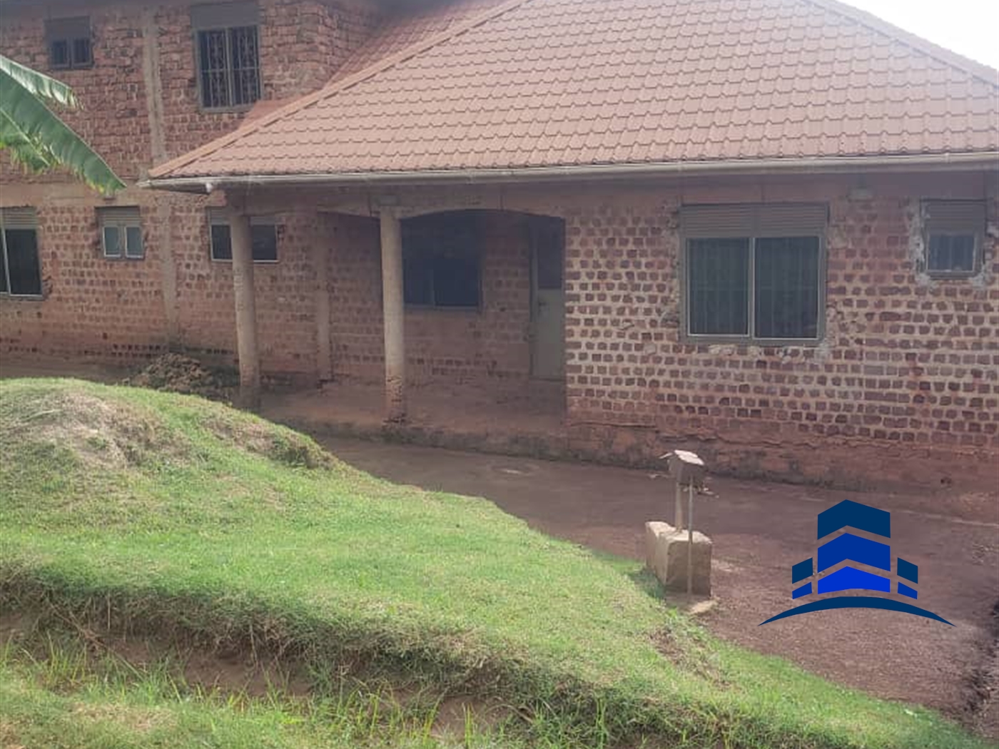 Shell House for sale in Kigo Wakiso