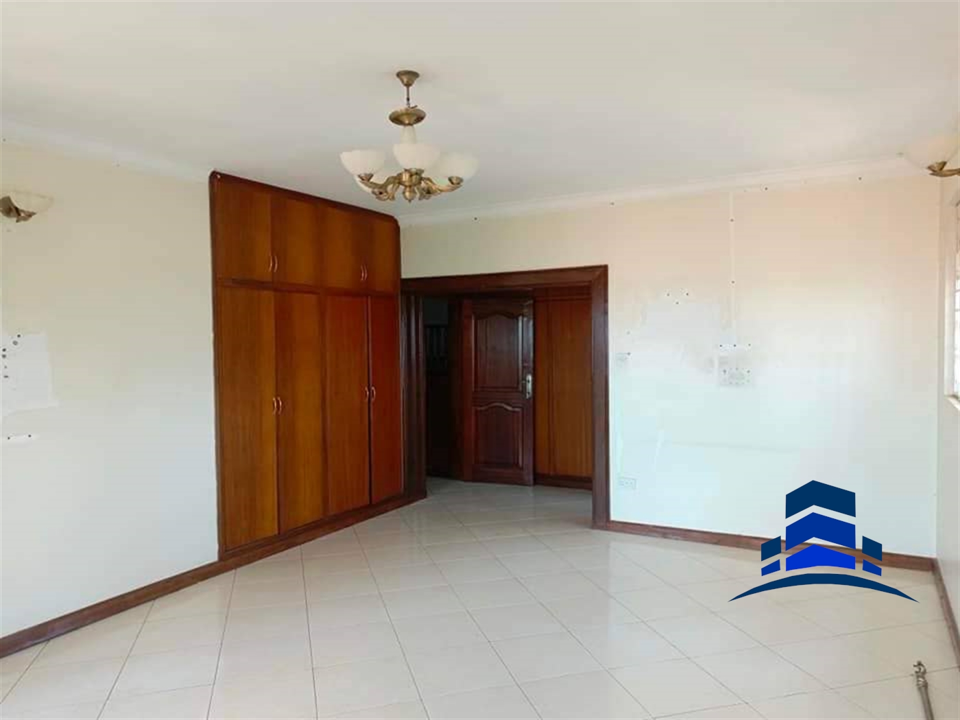 Villa for rent in Naguru Kampala