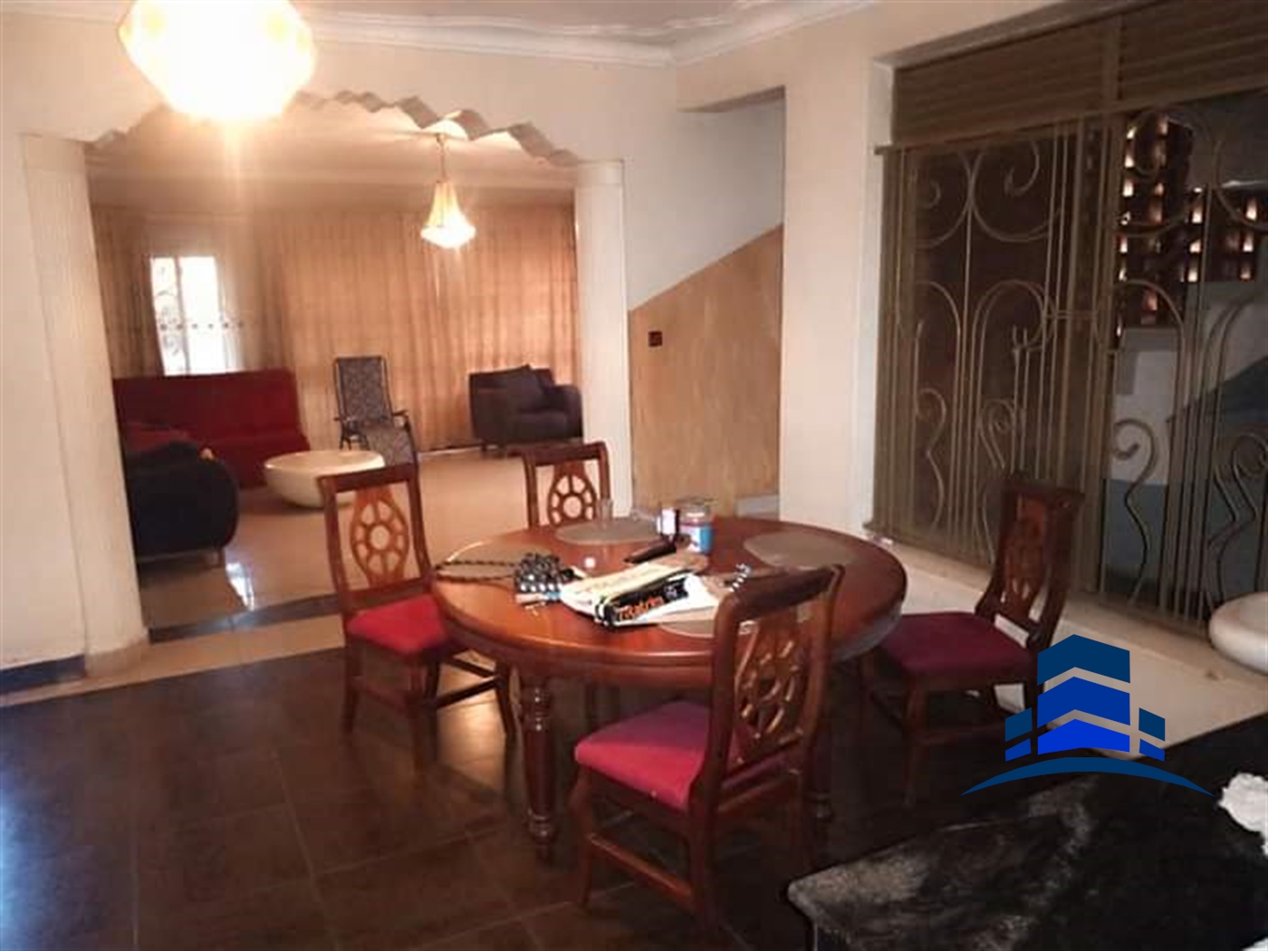 Villa for sale in Kitubulu Wakiso