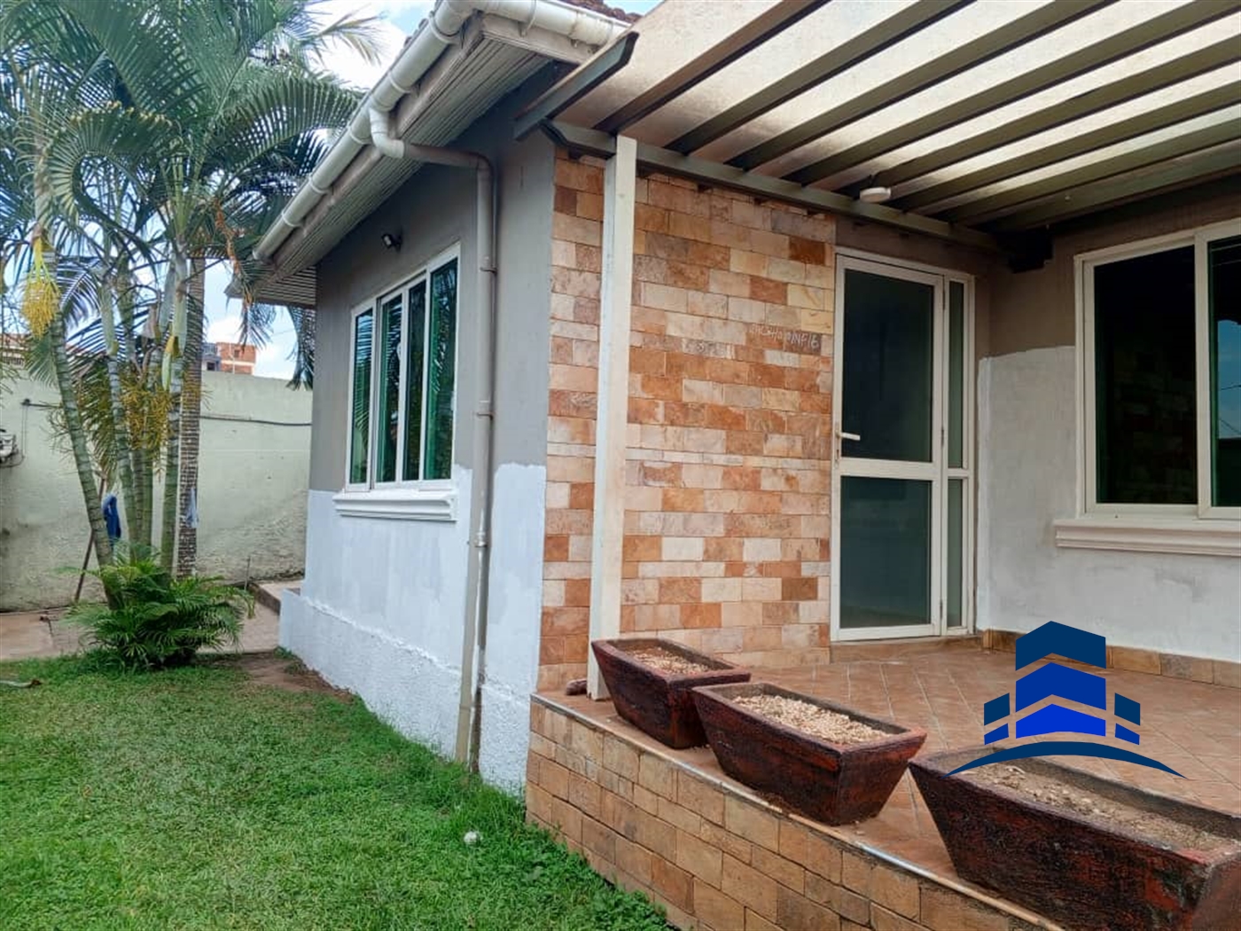 Bungalow for rent in Makerere Kampala