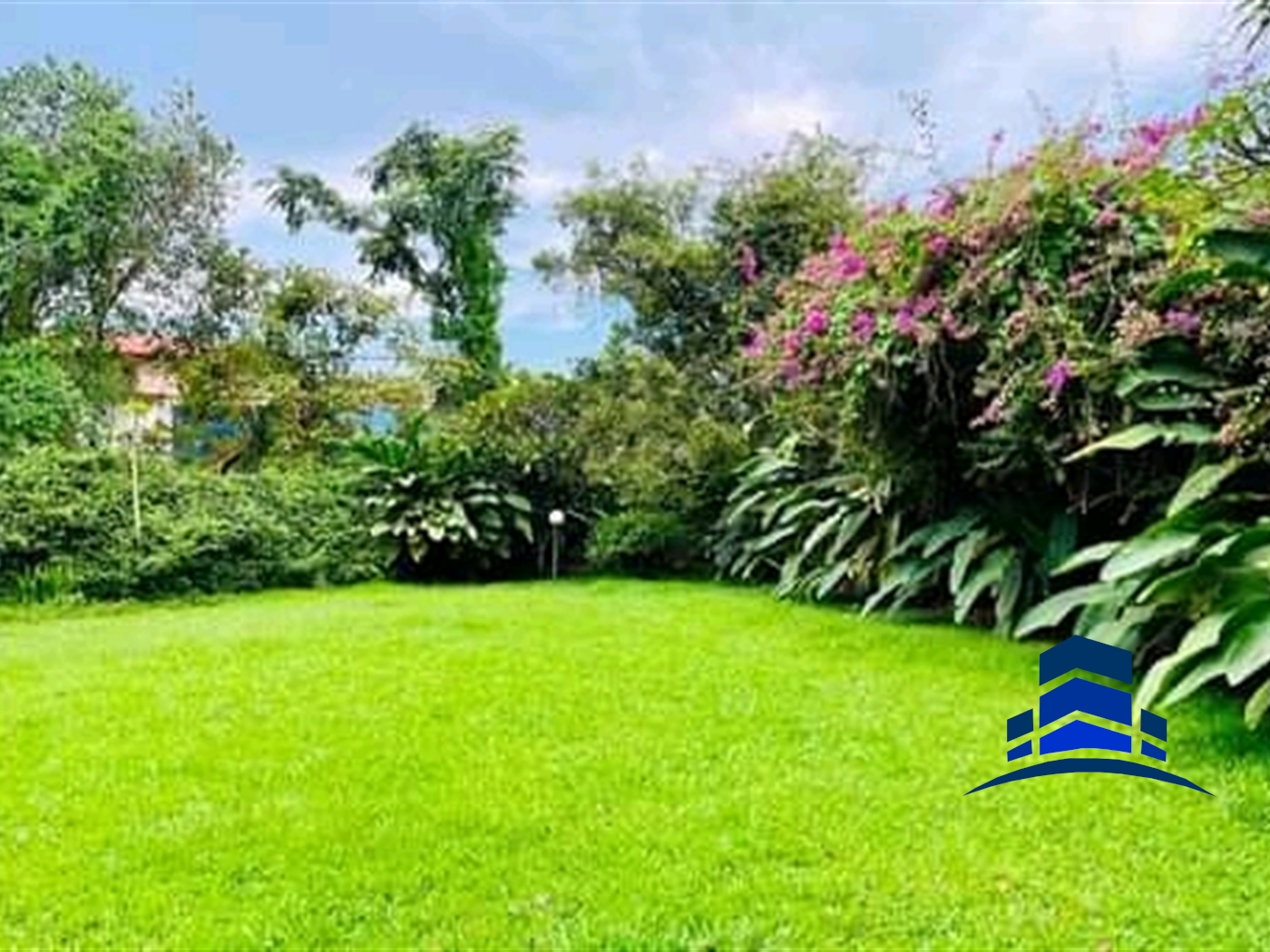 Bungalow for sale in Kololo Kampala