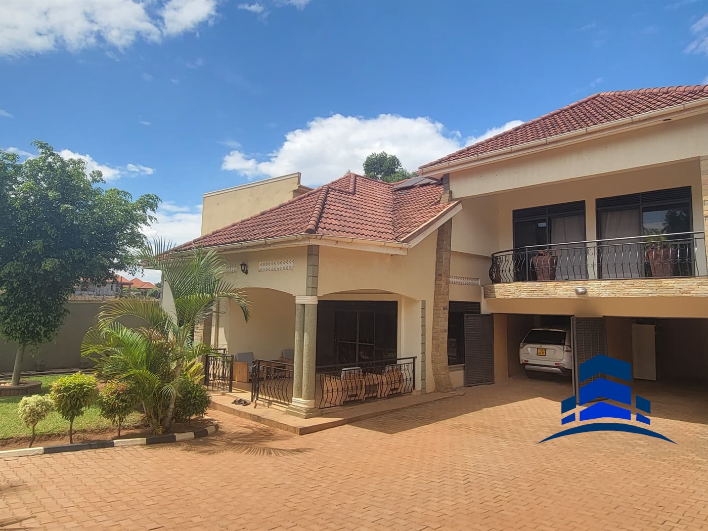 Storeyed house for sale in Kulambilo Kampala