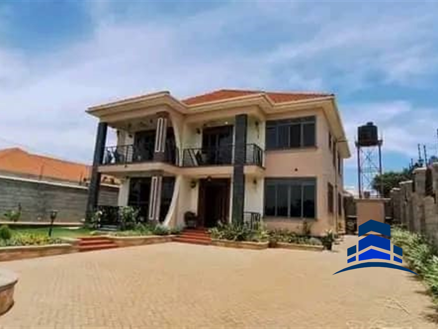 Storeyed house for sale in Nabusugwe Wakiso