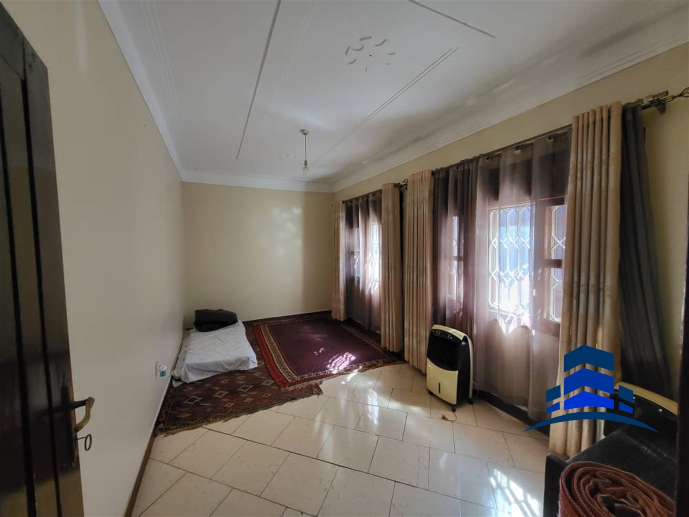 Bungalow for sale in Kansanga Kampala