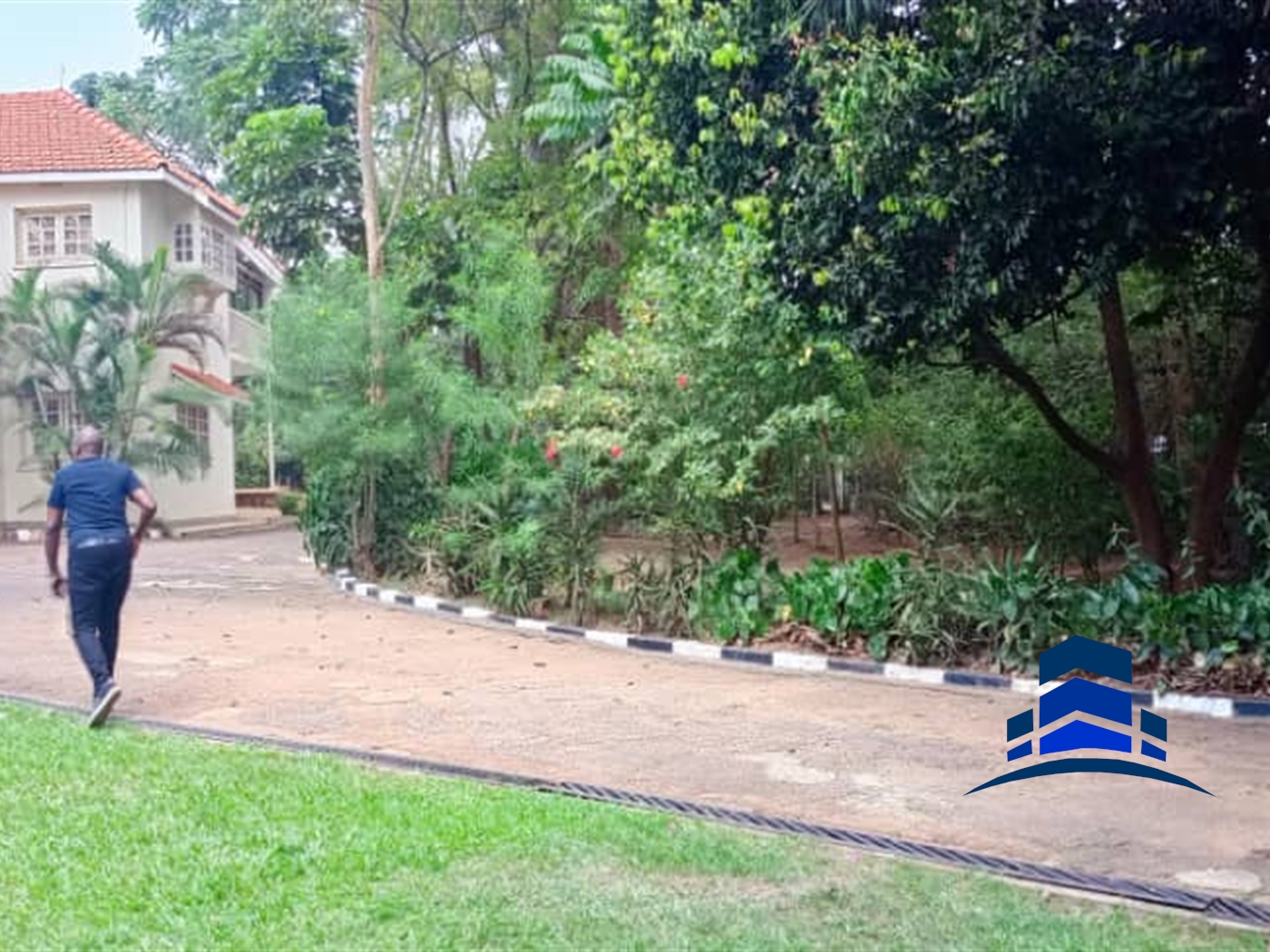 Storeyed house for sale in Nakasero Kampala