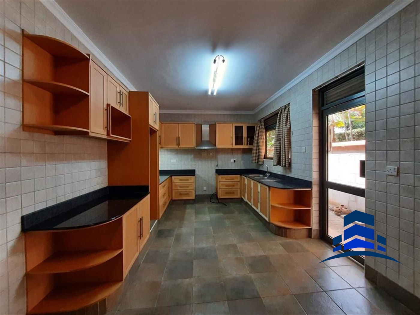 Bungalow for sale in Munyonyo Kampala