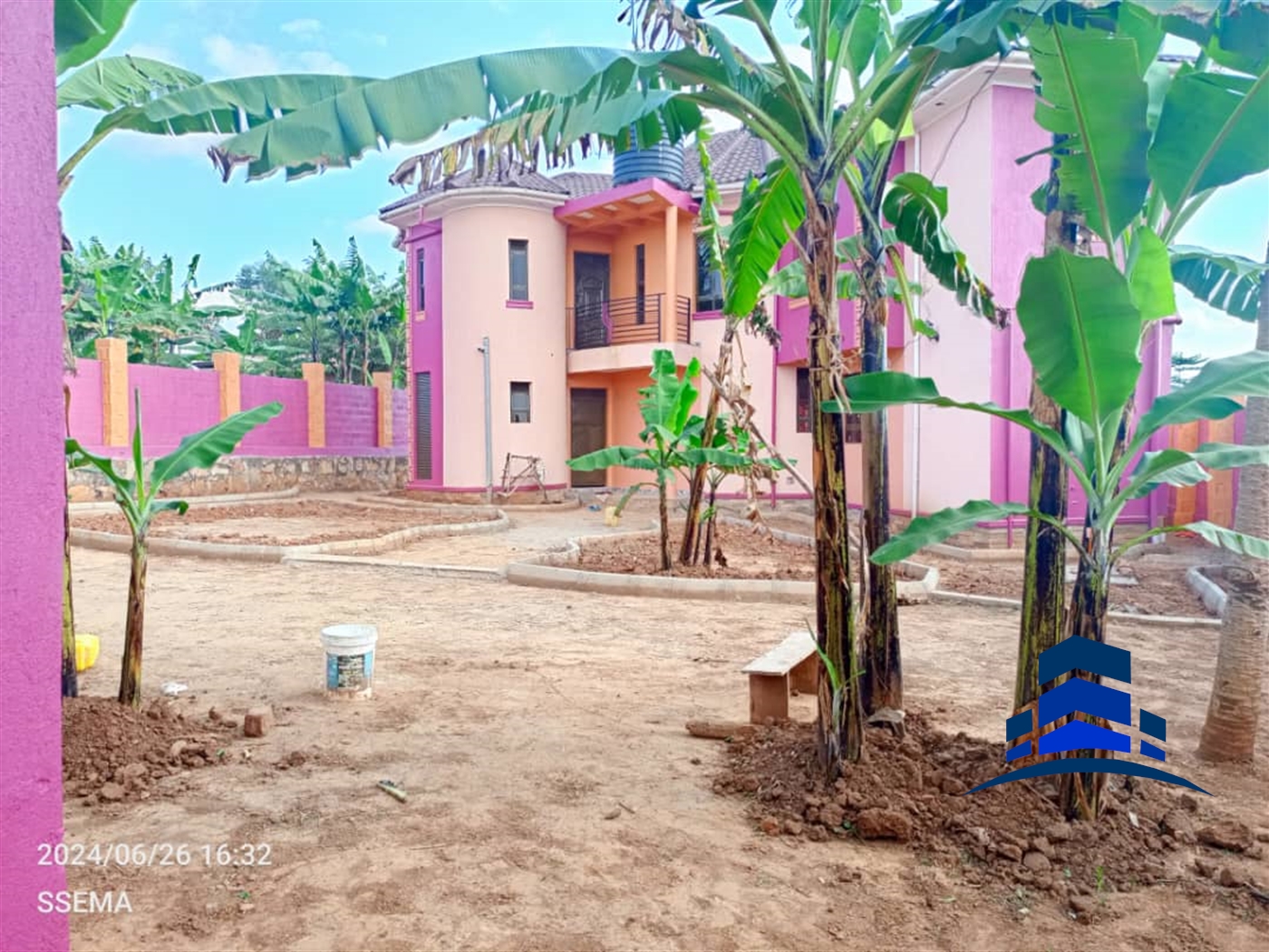 Storeyed house for sale in Buloba Wakiso