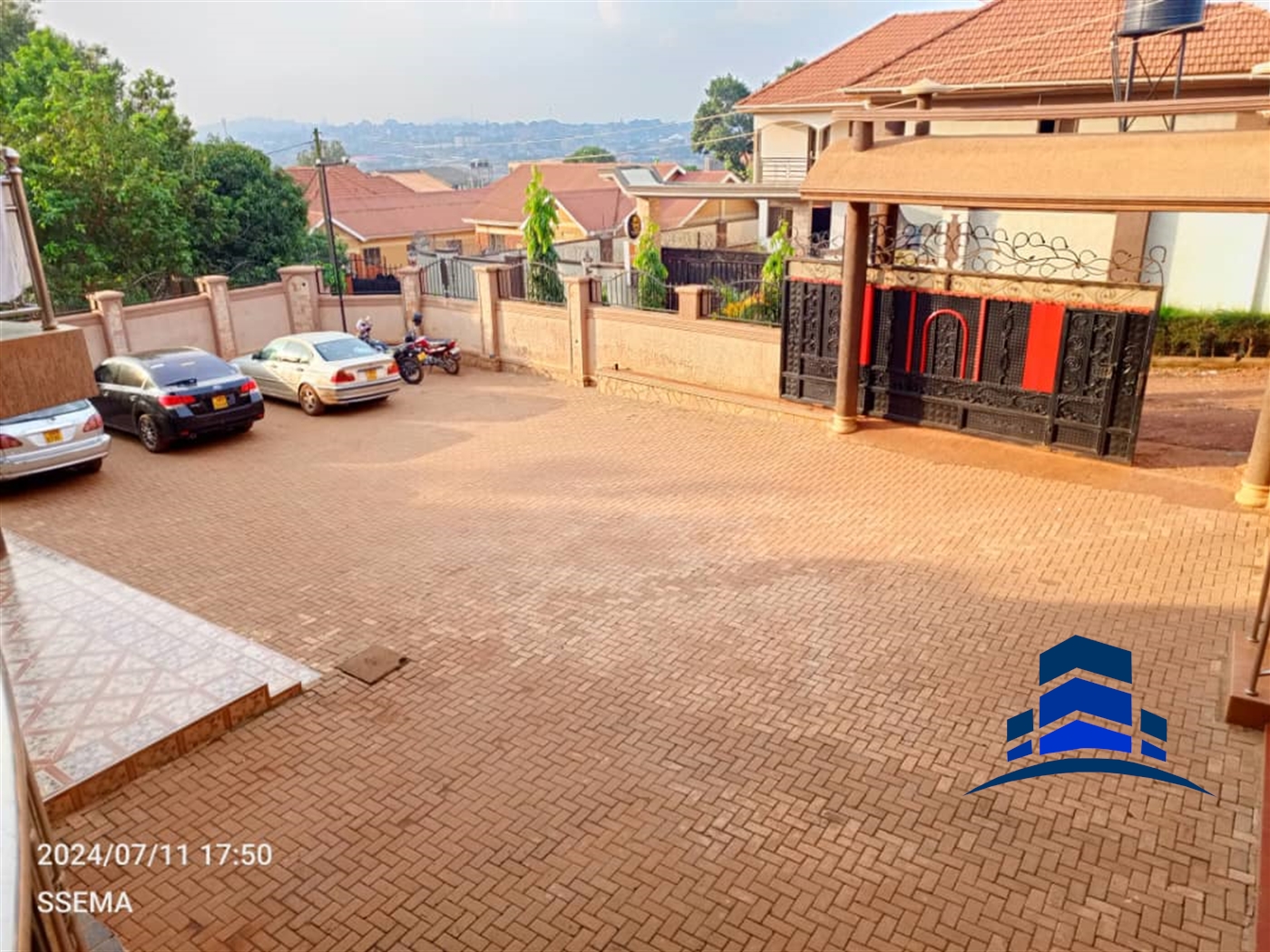 Hotel for sale in Zana Wakiso